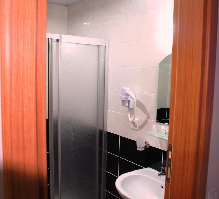 Avcilar Inci Hotel Istambul Exterior foto